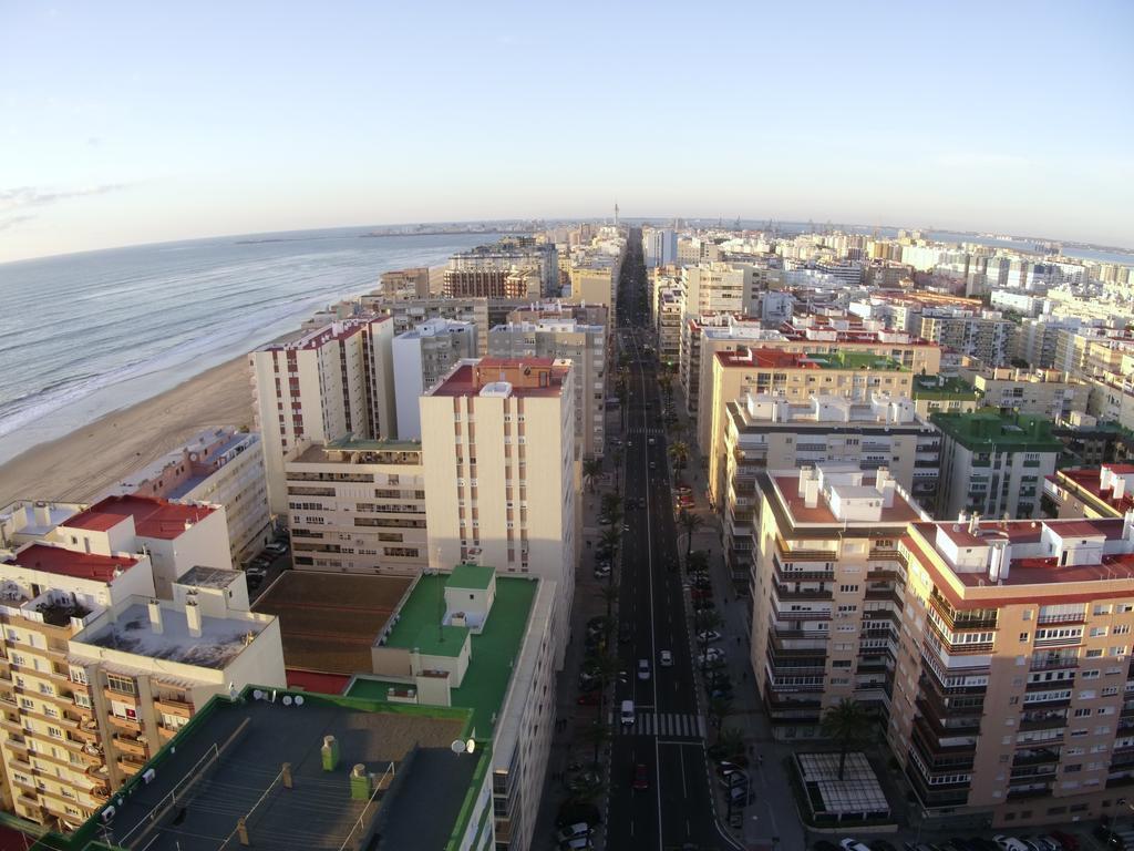 شقة Atico Avda Cadiz Playa المظهر الخارجي الصورة